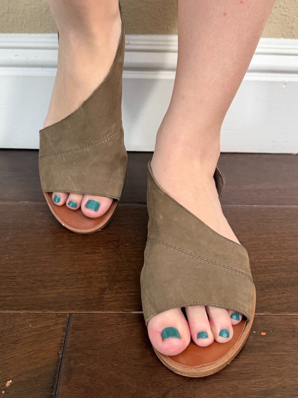 1. State Celvin Sandal Olive Green Khaki Flat Suede Sandal Sandals Size 8